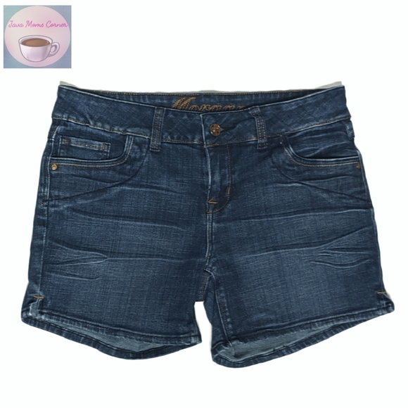 dELiA*s Pants - dELiA*s Morgan Vented Classic Rise Jean Short Blue